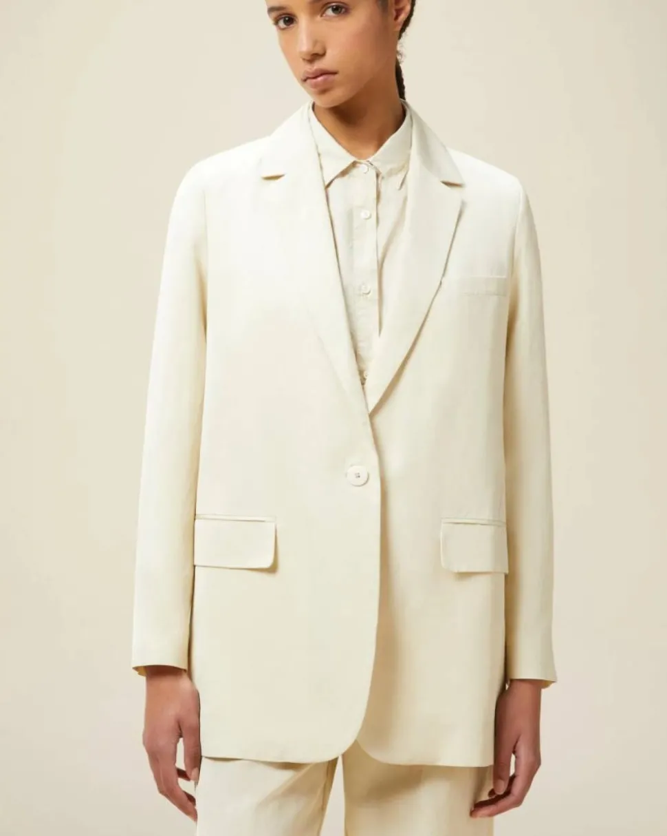 chaqueta_pomandre_1.webp CHAQUETA POMANDÈRE