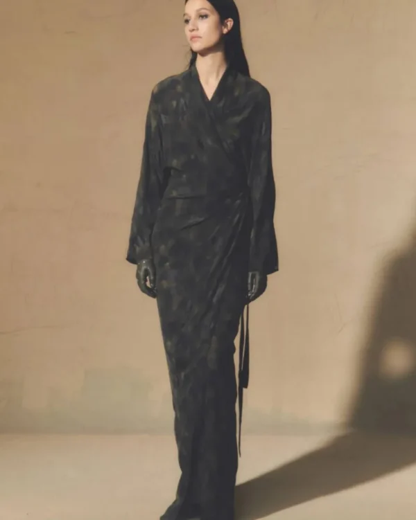 VESTIDO ESTAMPADO DE SEDA CORTANA